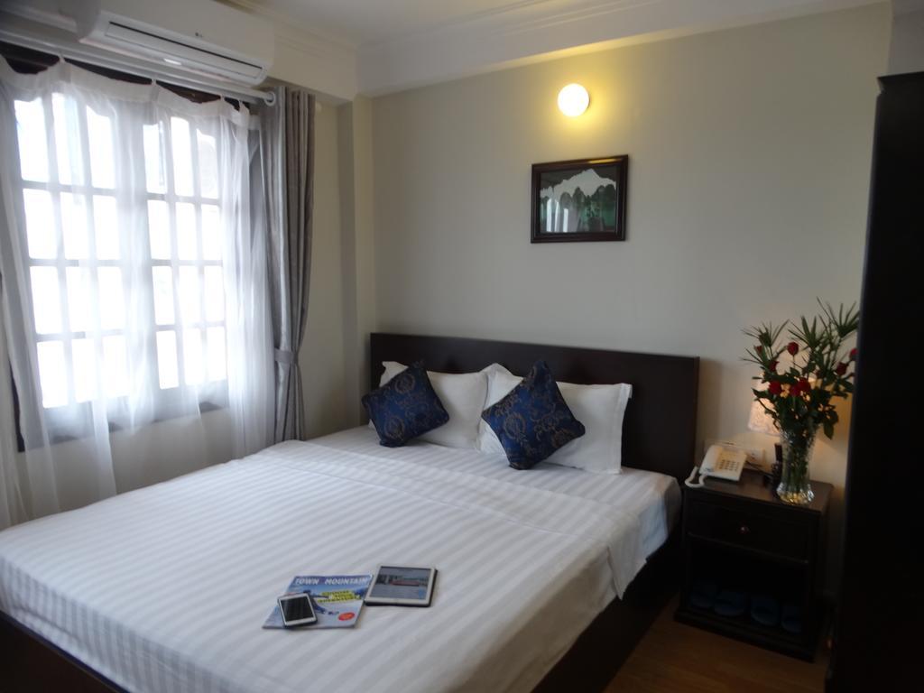 Pho Bien Hotel Нячанг Екстер'єр фото
