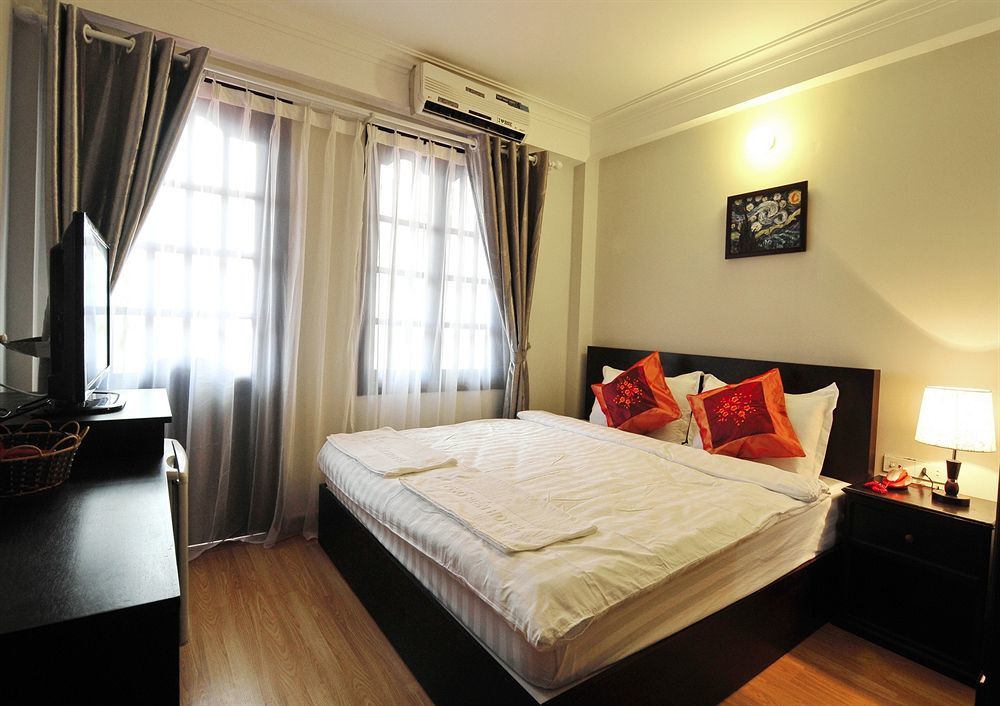 Pho Bien Hotel Нячанг Екстер'єр фото