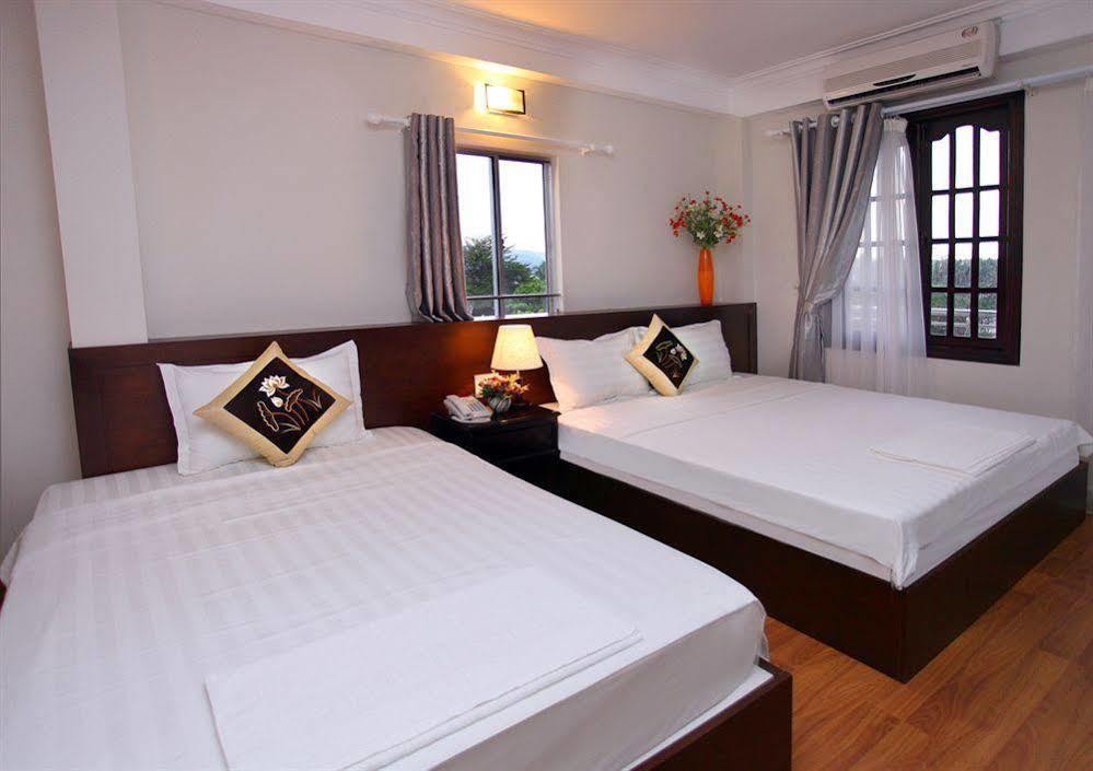 Pho Bien Hotel Нячанг Екстер'єр фото
