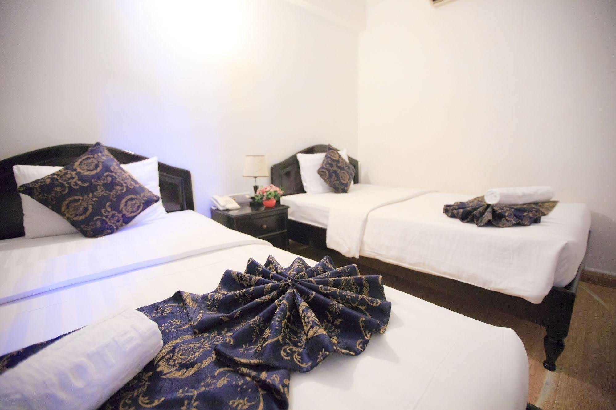 Pho Bien Hotel Нячанг Екстер'єр фото